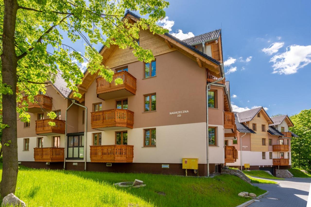 Apartament z 1 sypialnią i balkonem