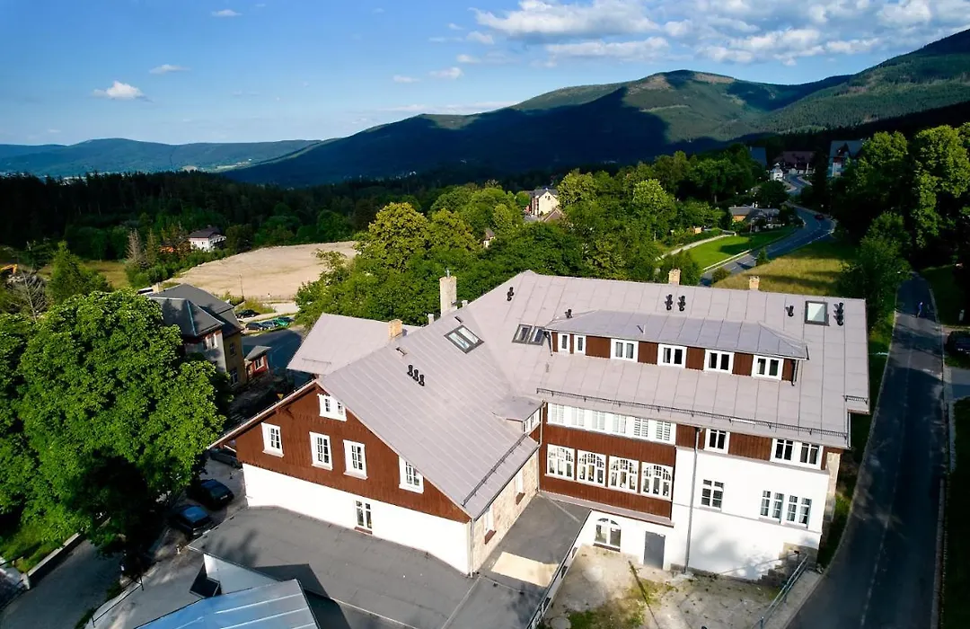 Apartament Powoli z darmowym parkingiem-1