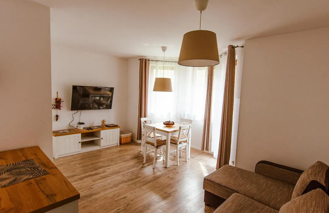 VacationClub - Leśny Dom 16A Apartament 14-1