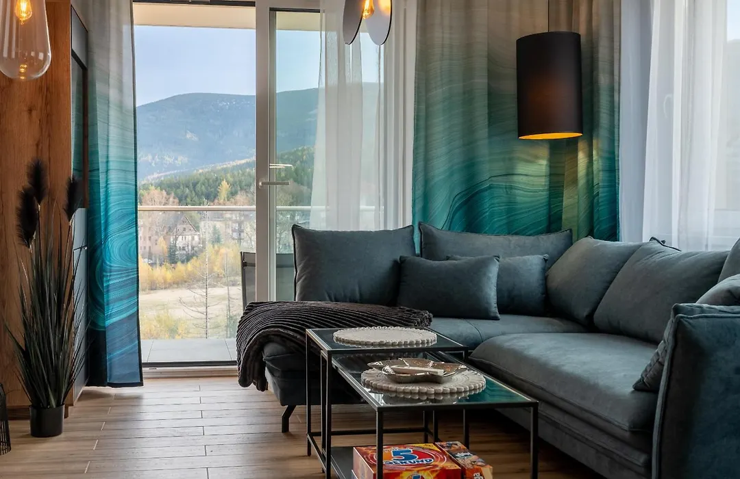 Apartament GreenPeak - klimatyzacja, widok na Śnieżkę, obok aquaparku, blisko do Wang by Apartamenty w Karkonoszach-1