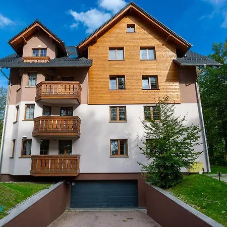 Apartamenty BlueSky - Przemysłowa, w spokojnej, zielonej okolicy, blisko dworca PKP i sklepów-3
