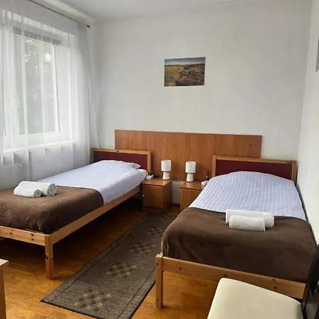 Pokoje i Apartamenty Pod Wyciągiem-2