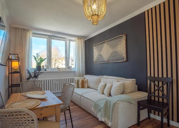 Bohema - Przytulne mieszkanie blisko centrum i dworca, parter, balkon, park, parking Karpacz