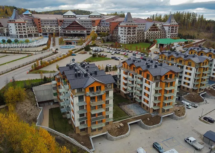 Apartament Śnieżna Melodia - z widokiem na śnieżkę, blisko stoku narciarskiego, obok Aquaparku by SpaceApart Karpacz