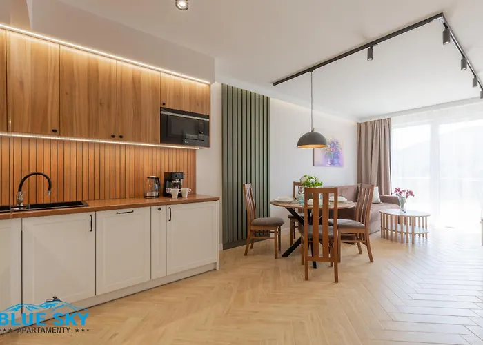 Apartamenty BlueSky Kąpielowa 5B - z widokiem na góry, blisko wyciągów i szlaków turystycznych Karpacz