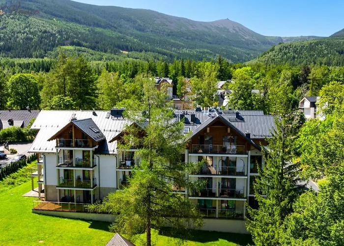 Wonder Home - Apartament z balkonem z widokiem na góry, blisko szlaków, w spokojnej części Karpacza