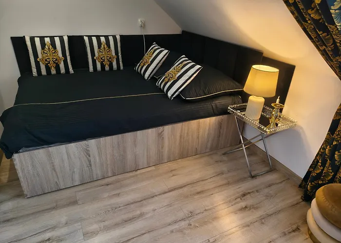 Apt FIONA4 Centrum700m Parking Bezpłatny Monitorowany Salon z Sypialnią Tv Łazienka Kuchnia Rekuperacja Karpacz