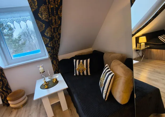 Apt FIONA4 Centrum700m Parking Bezpłatny Monitorowany Salon z Sypialnią Tv Łazienka Kuchnia Rekuperacja Karpacz